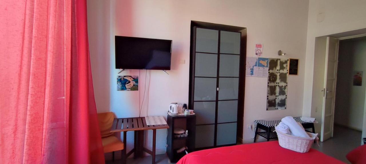 Appartamento Downtown Vicino Al Duomo Aeroporto di Catania Fontana Rossa Esterno foto